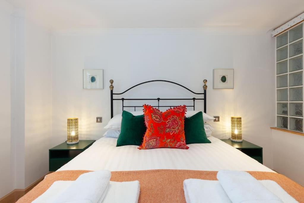 Apartment In The Heart Of The City Centre, Live Like A Local Oxford Exterior foto
