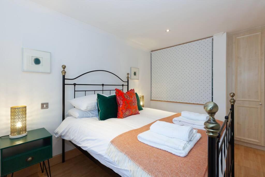 Apartment In The Heart Of The City Centre, Live Like A Local Oxford Exterior foto